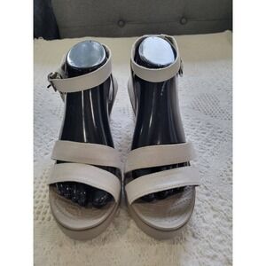 Crocs Women Wedge Sandals‎ Tan Beige Buckle Ankle Strap Open Toe W10